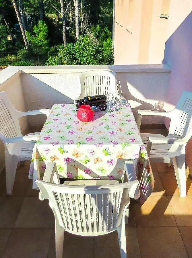 Villa Daria Pakostane 0*,  Croatia